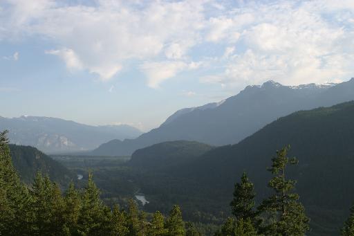 512x341 pixels (19K)